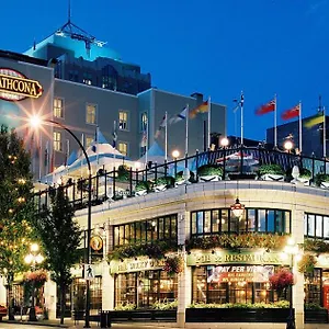 *** Hotel Strathcona Canada