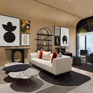 **** Hotel Canopy By Hilton Yorkville Canada